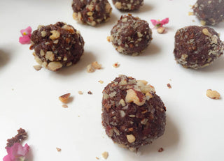 Healthy Ferrero Rocher Balls